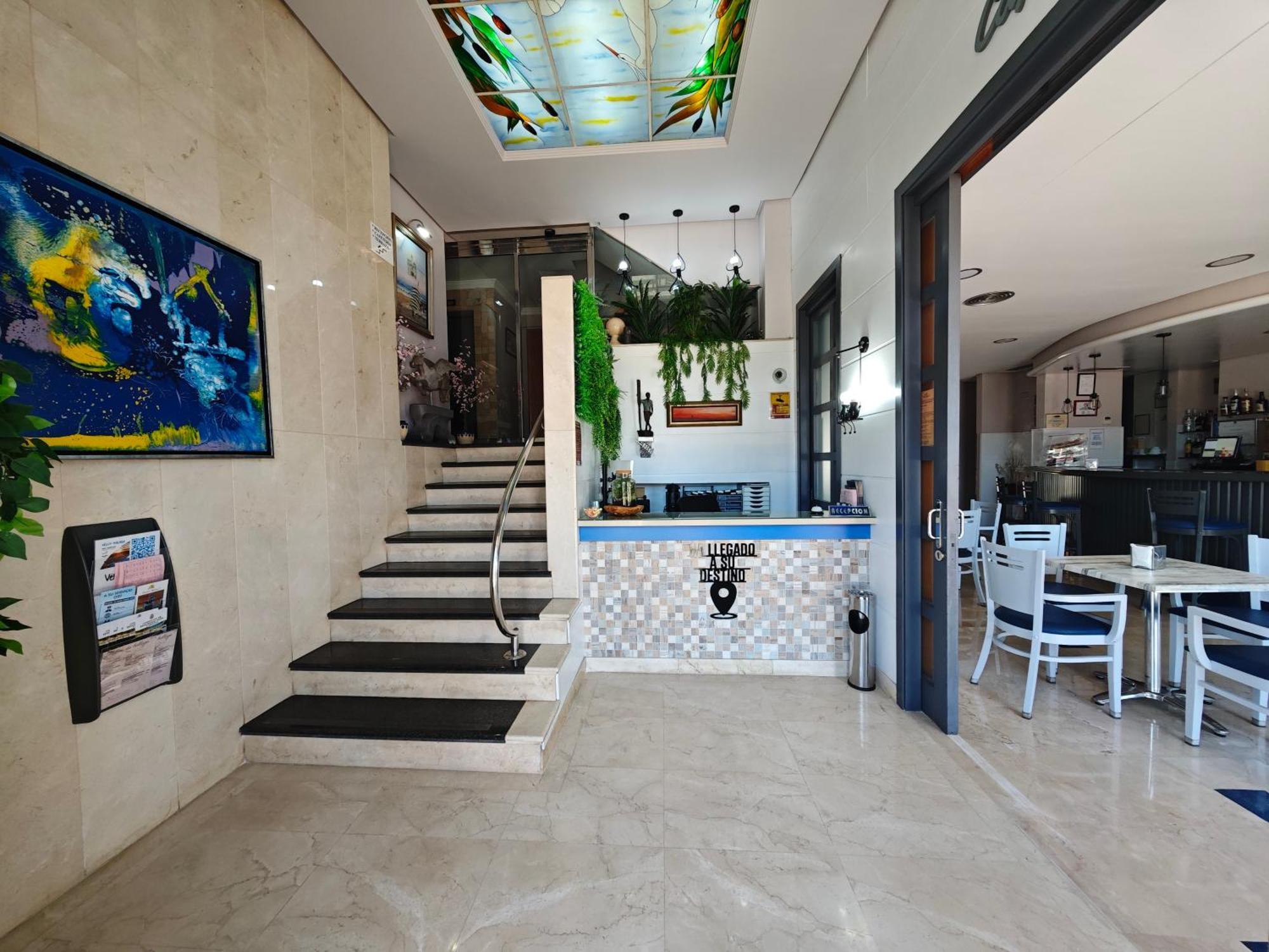 Miraya Hotel 2*